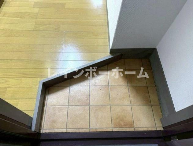メゾン松月の玄関