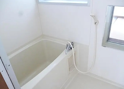 新潟県長岡市　1棟アパートの浴室
