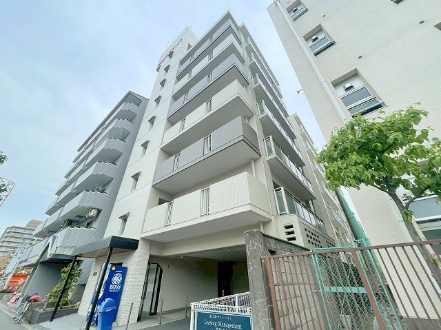 大阪市淀川区三国本町１丁目の賃貸マンションの外観