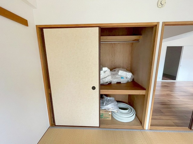 大阪市淀川区三国本町１丁目の賃貸マンションの収納