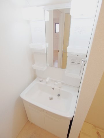カーザ　セレーナ相田Bの洗面所