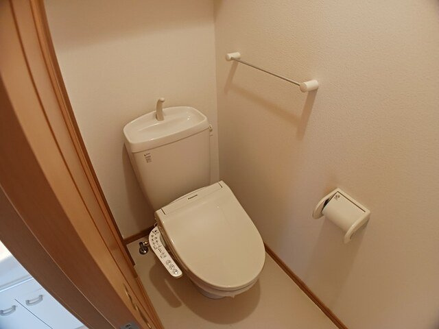 アステール　Ａのトイレ|落ち着いたトイレです