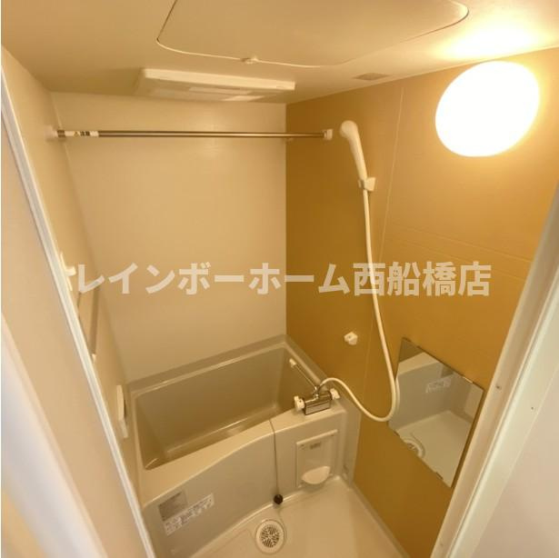 MELDIA新小岩Ⅳの浴室