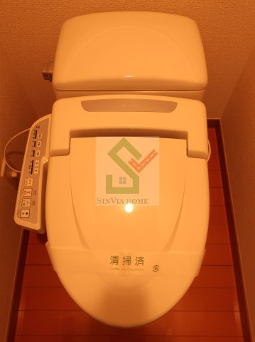 リブリシンシア平松のトイレ
