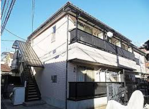練馬区春日町２丁目のアパートの外観