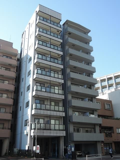 エスト横浜の外観