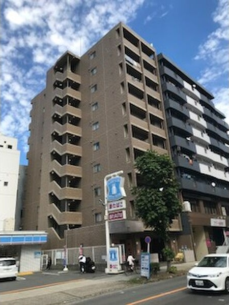 サンシアルザ上前津の外観