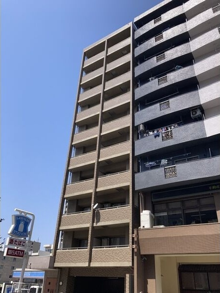 サンシアルザ上前津の外観