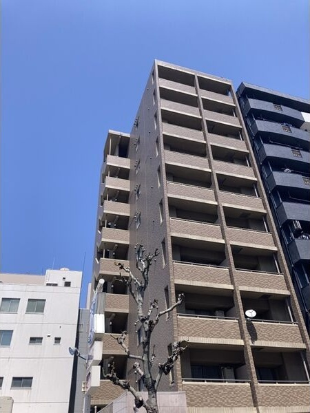 サンシアルザ上前津の外観