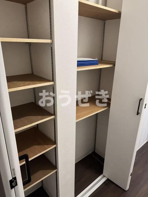 山下町ハイツの収納