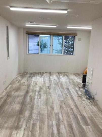 台東区雷門１丁目の店舗事務所の内装