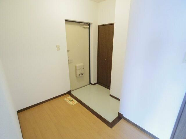 メルヴェーユ大泉学園の玄関