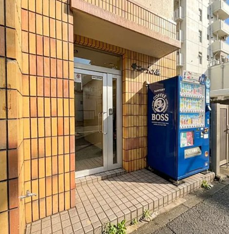 サニー大久保のエントランス