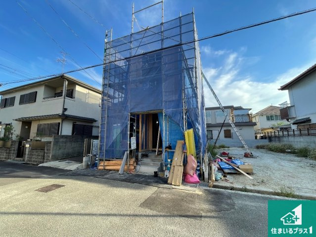 ■伊丹市鈴原町　第3期　新築一戸建ての外観|周辺は落ち着いた街並みの住宅地！子育てがしやすい住環境です！まだ未完成ですが、現地でしかわからない事もございます。是非一度ご覧ください。