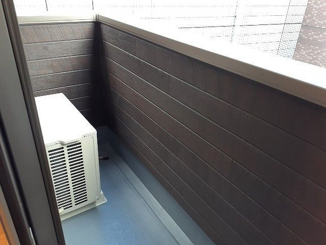 シャローム熱田のバルコニー