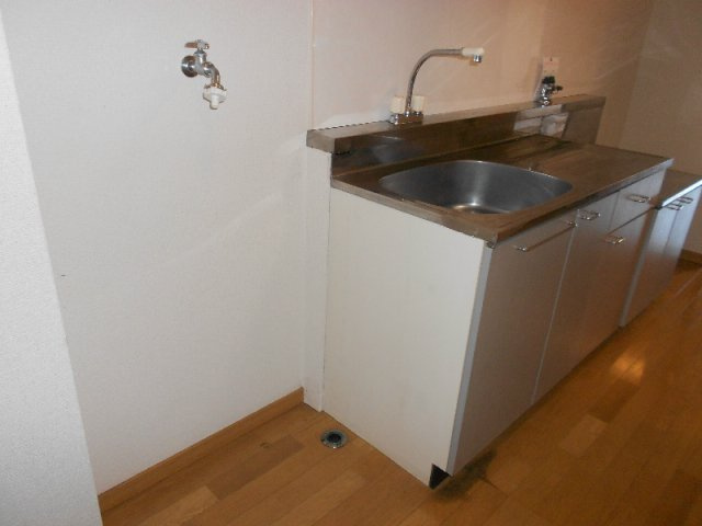 アヴィニール竪町 のキッチン