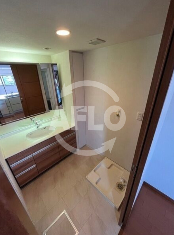 ローレルコートデュオ西本町の洗面所|ローレルコートデュオ西本町　洗面所