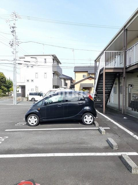 ミツイキタウラの駐車場
