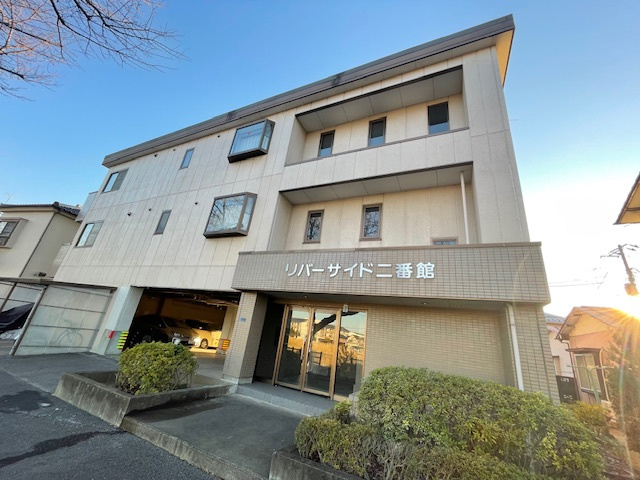 春日部市粕壁東４丁目の賃貸マンション