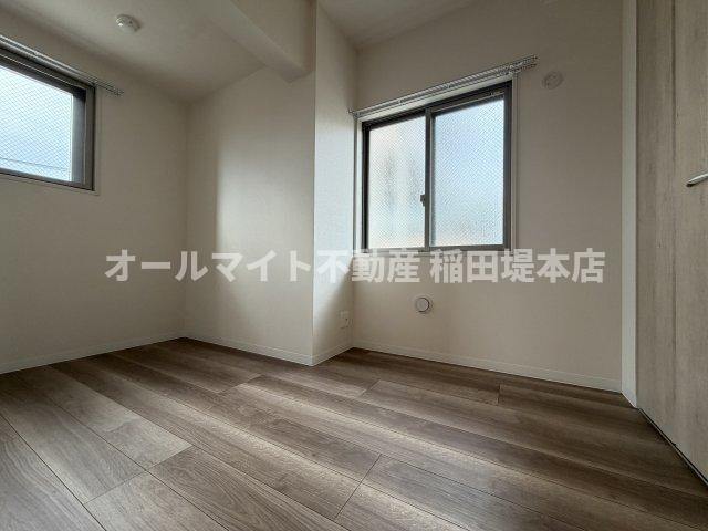 府中市是政３丁目の賃貸マンションの寝室
