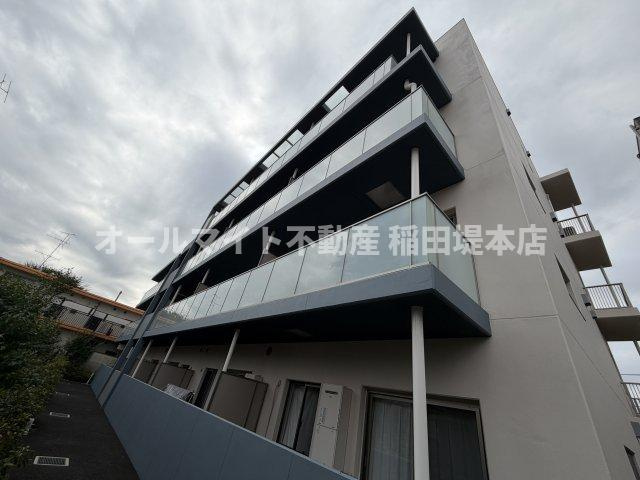 府中市是政３丁目の賃貸マンションの外観