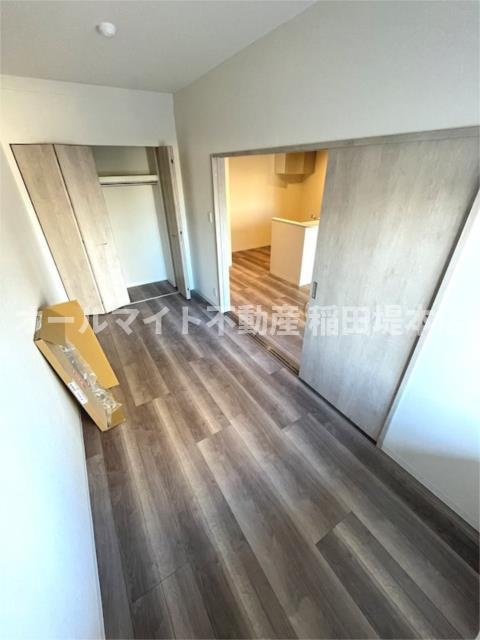 府中市是政３丁目の賃貸マンションの寝室