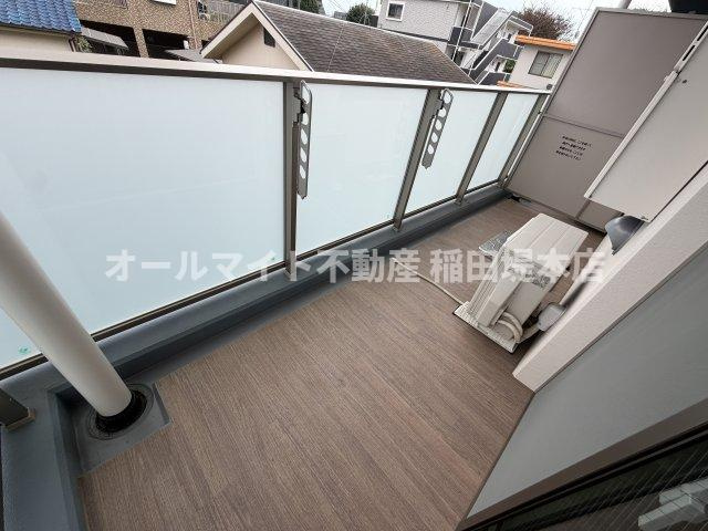 府中市是政３丁目の賃貸マンションのバルコニー