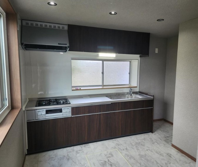 【中古】鶴ヶ島市下新田中古住宅のキッチン