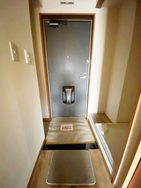 鎌倉市大船４丁目の賃貸マンションの玄関