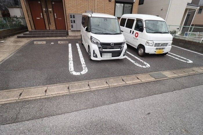 コンフォートヒルの駐車場