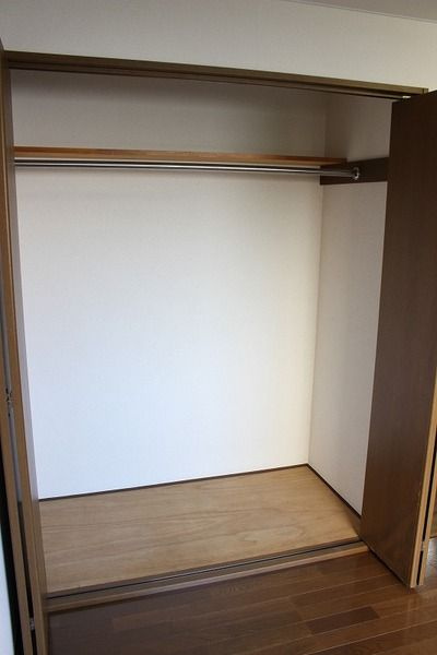 ソレーユ中央の収納
