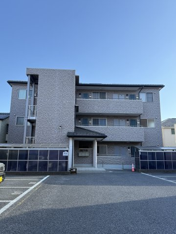 メープルハイツの外観|外観は落ち着いています