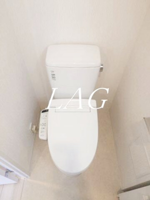 【トイレ】 | リライア東京イーストレジテンス | トイレです。