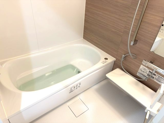 フォルビート八橋の浴室|追焚機能付き・浴室乾燥機能付き