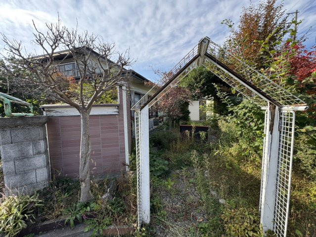 自然に包まれる綺麗な空き家♪ 那須塩原市戸田の庭