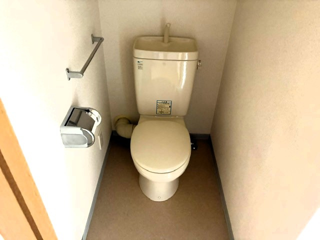 ベルドミール弐番館のトイレ|シンプルで使いやすいトイレです