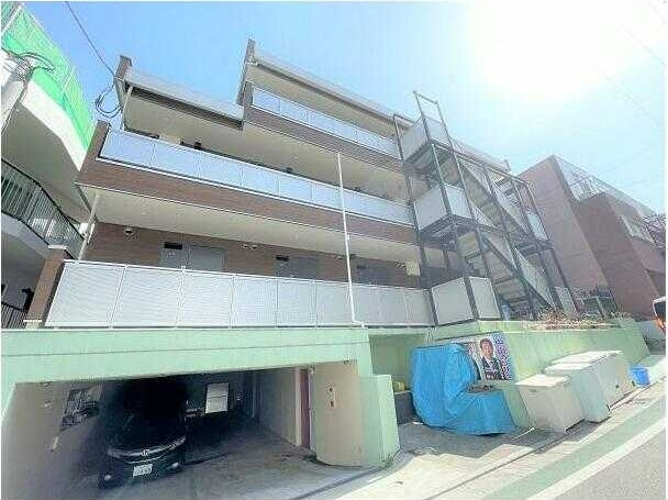 川崎市多摩区三田１丁目の賃貸マンションの外観
