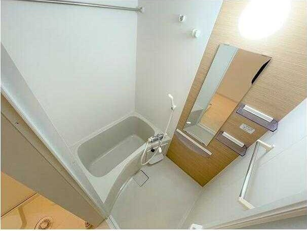 川崎市多摩区三田１丁目の賃貸マンションの浴室
