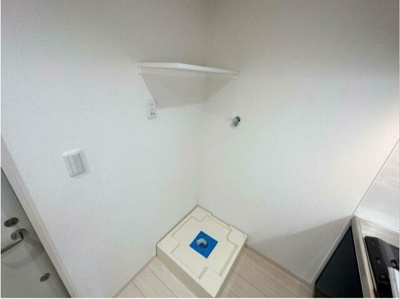 【設備】 | ラ・ルーチェお花茶屋 | 洗濯機置き場