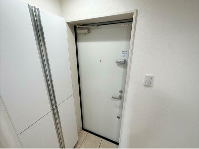 【玄関】 | ラ・ルーチェお花茶屋
