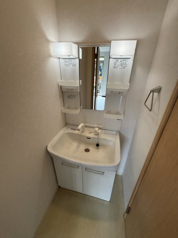 市川第5マンションの洗面所|洗面所です