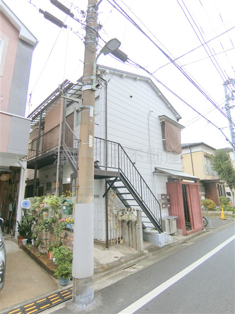 田野井ハイツの外観