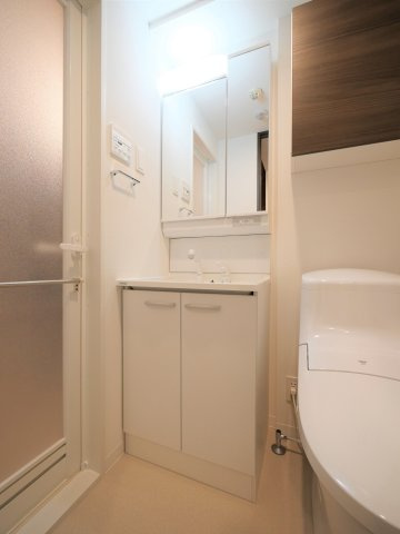 ラフィスタお花茶屋の内装|明るい色調の室内です
