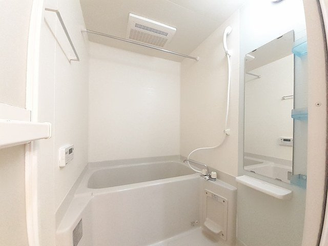 【浴室】 | スカイシャトレ空港南 | お風呂です