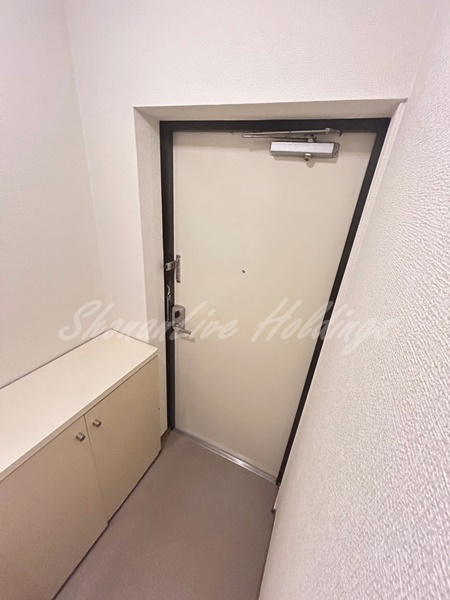 藤沢市藤沢２丁目の賃貸マンションの玄関