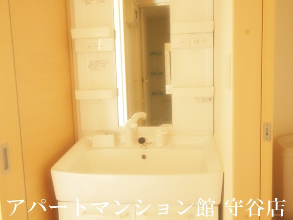 アムールの独立洗面台