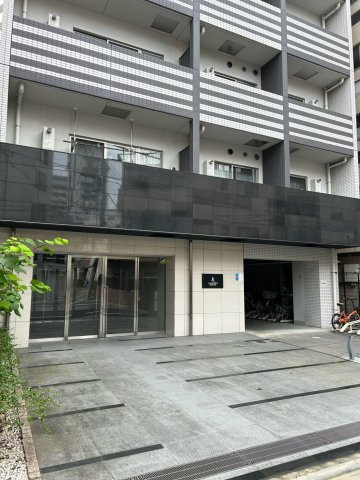 ルクシェール浅草のエントランス|毎日通るエントランスはこのようになっています