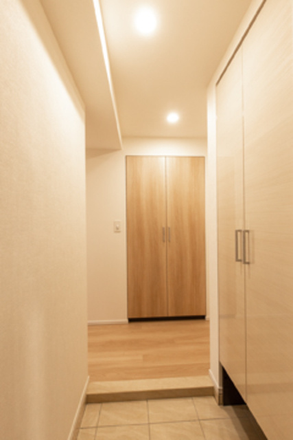 グレイスリヴィエール東京八丁堀の玄関|※写真は同タイプ住戸です。
