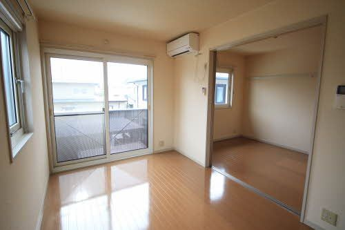 ミレニアム中野町の内装