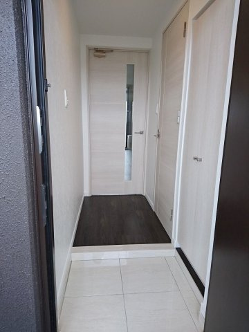 新品家具付きマンション大宮14(KaGood福岡)の玄関